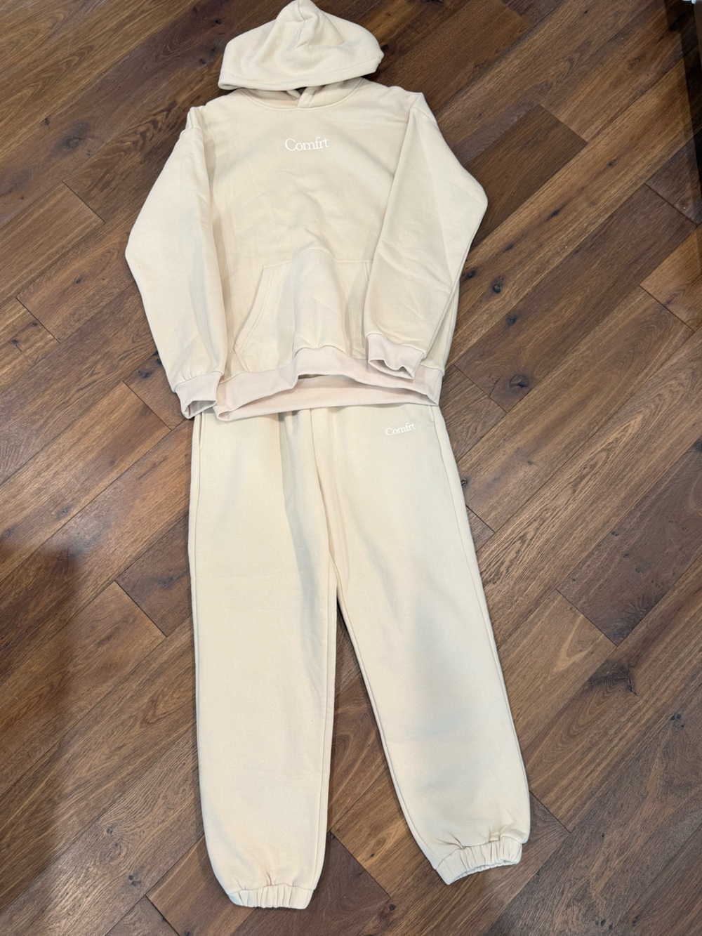 Unisex Comfrt Signature Jogger Set - Bone Color, size large (oversized) - Picture 7 of 14